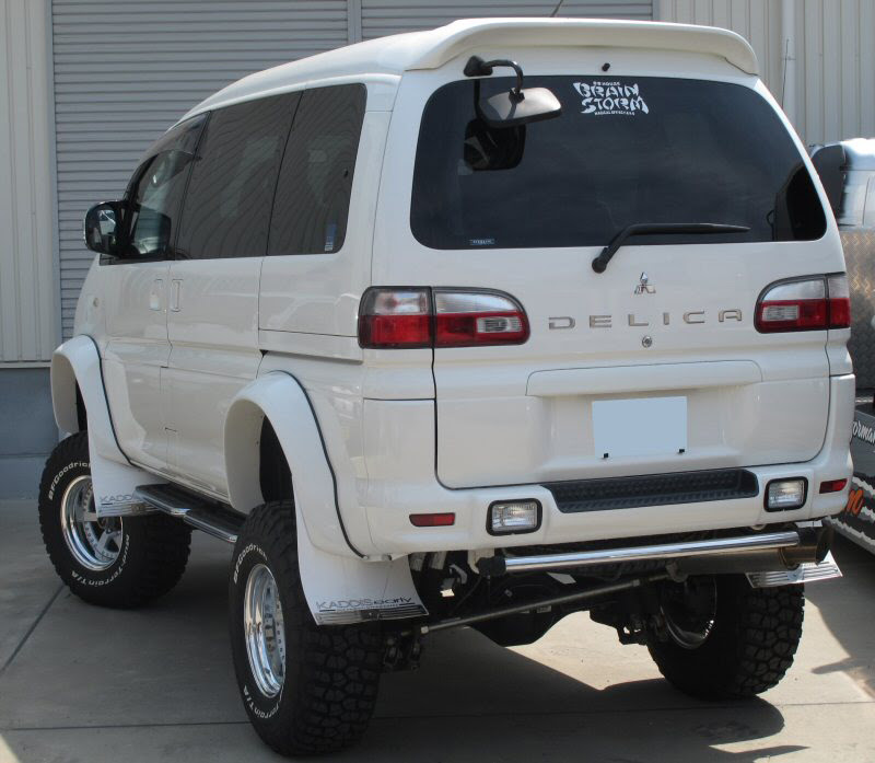 中古車 三菱 デリカスペースギア 4wd Suv専門 パーツ 新車 中古車 コンプリートカー販売のbrainstorm