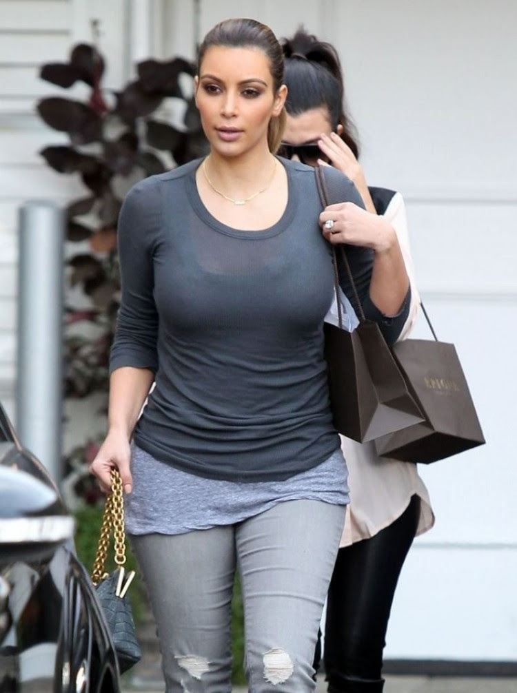Kim-Kardashian-Out-Shopping-in-Los-Angeles-Image-Pictures-1