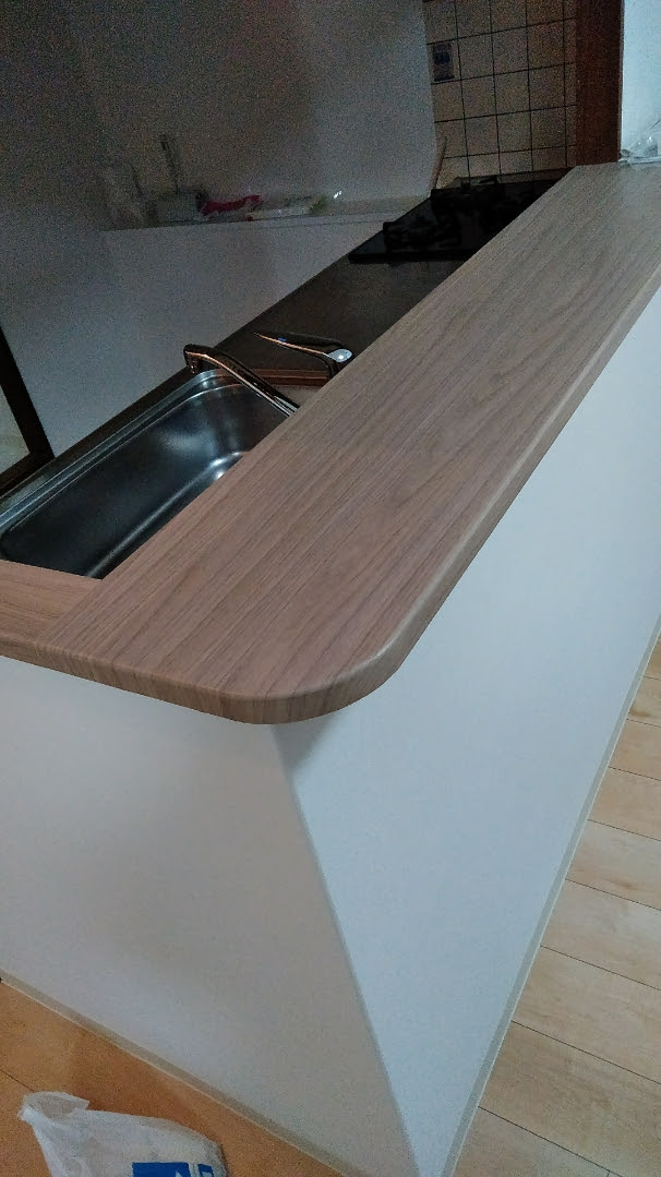 キッチンカウンターが綺麗に 神戸市 フジワラクロス