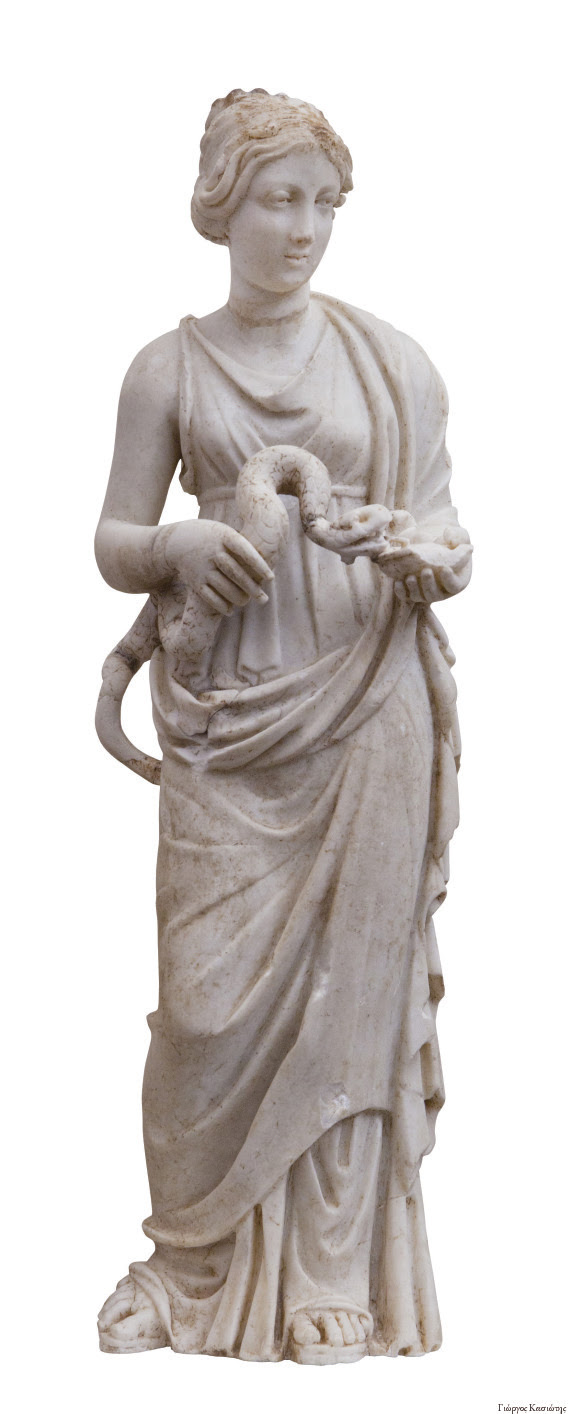 statue