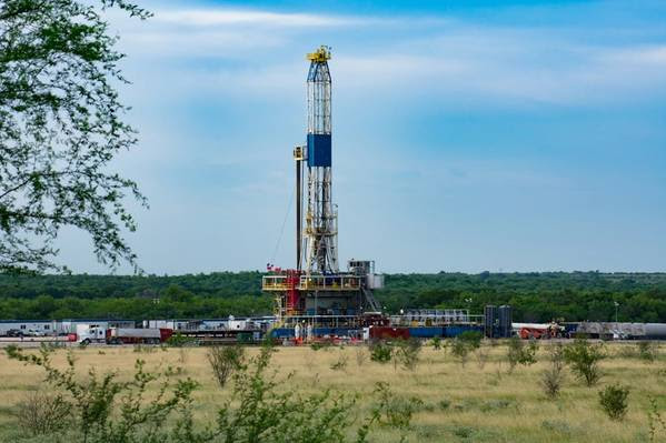 米国の掘削業者が石油掘削装置を追加