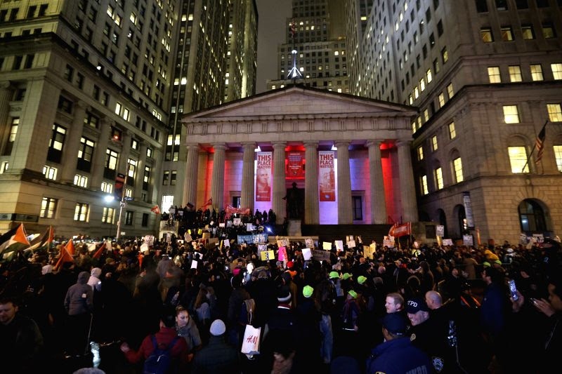 http://www.prokerala.com/news/photos/u-s-new-york-protest-donald-trump-211355.html