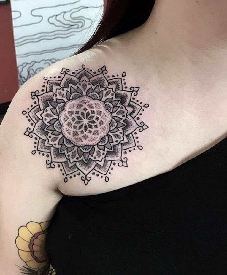 95+ Best Collarbone Tattoo Designs & Meanings - Inspirational Ideas[2019]