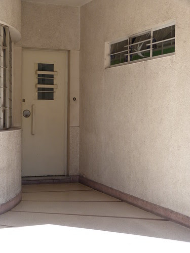 Door, Montevideo