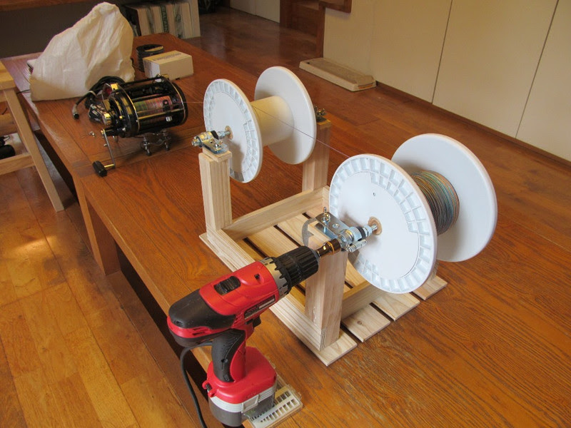 釣具メンテ 大型電動リール道糸巻き替え まるかつ水産 旬の旨い魚を自前調達