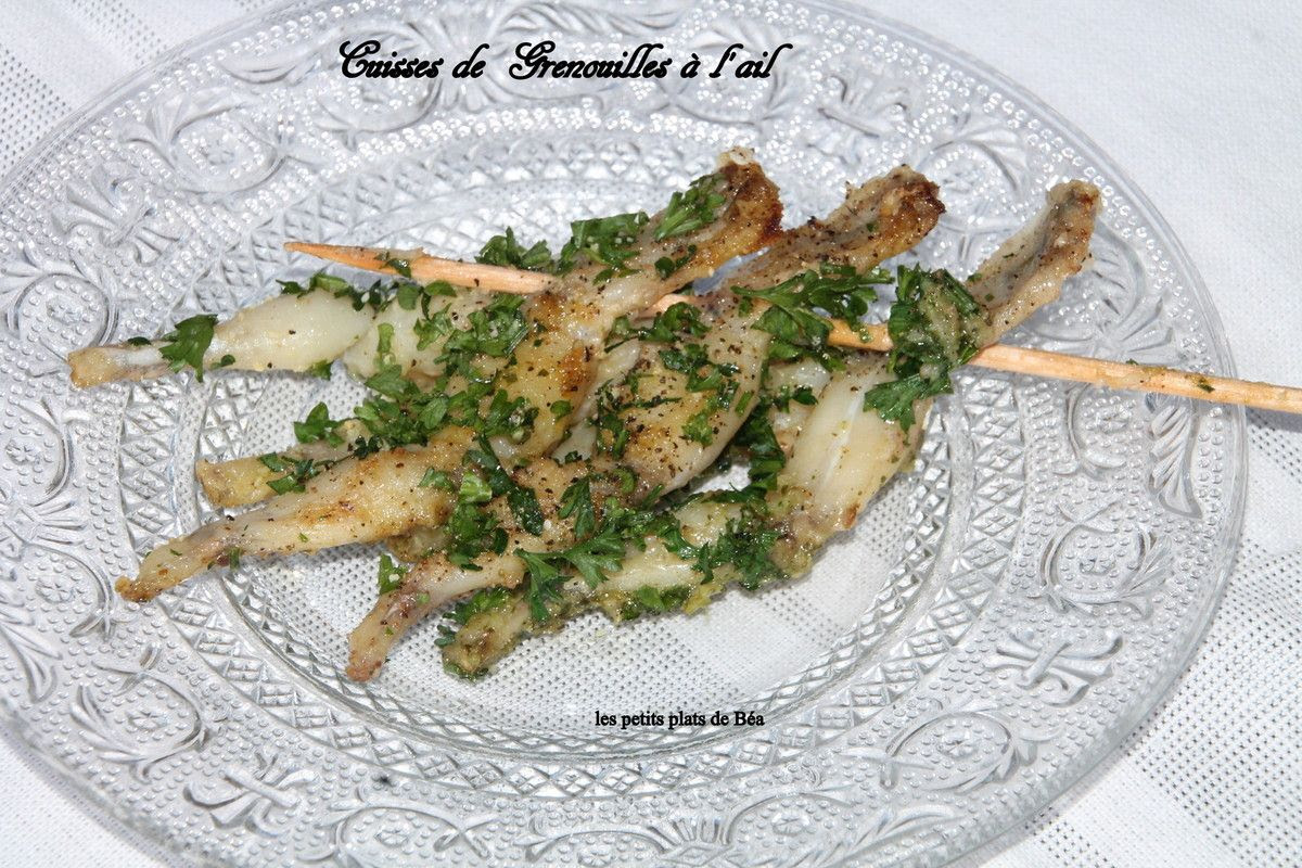 Poelee De Cuisses De Grenouilles Sautees A L Ail Les Petits