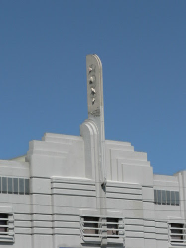Art Deco Buildings: former Roxy Theatre, Everard Park