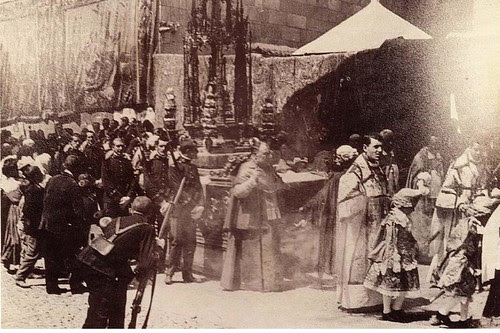 Procesión del Corpus Christi de Toledo a inicios del siglo XX. Revista Alijares