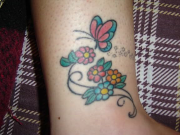 Pat, essa sua borboleta é muito chiquetosa! É linda!