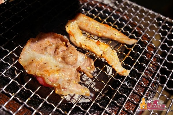 燒肉ショジョ Yakiniku SHOJO 高雄形象概念店。(圖/影子提供)