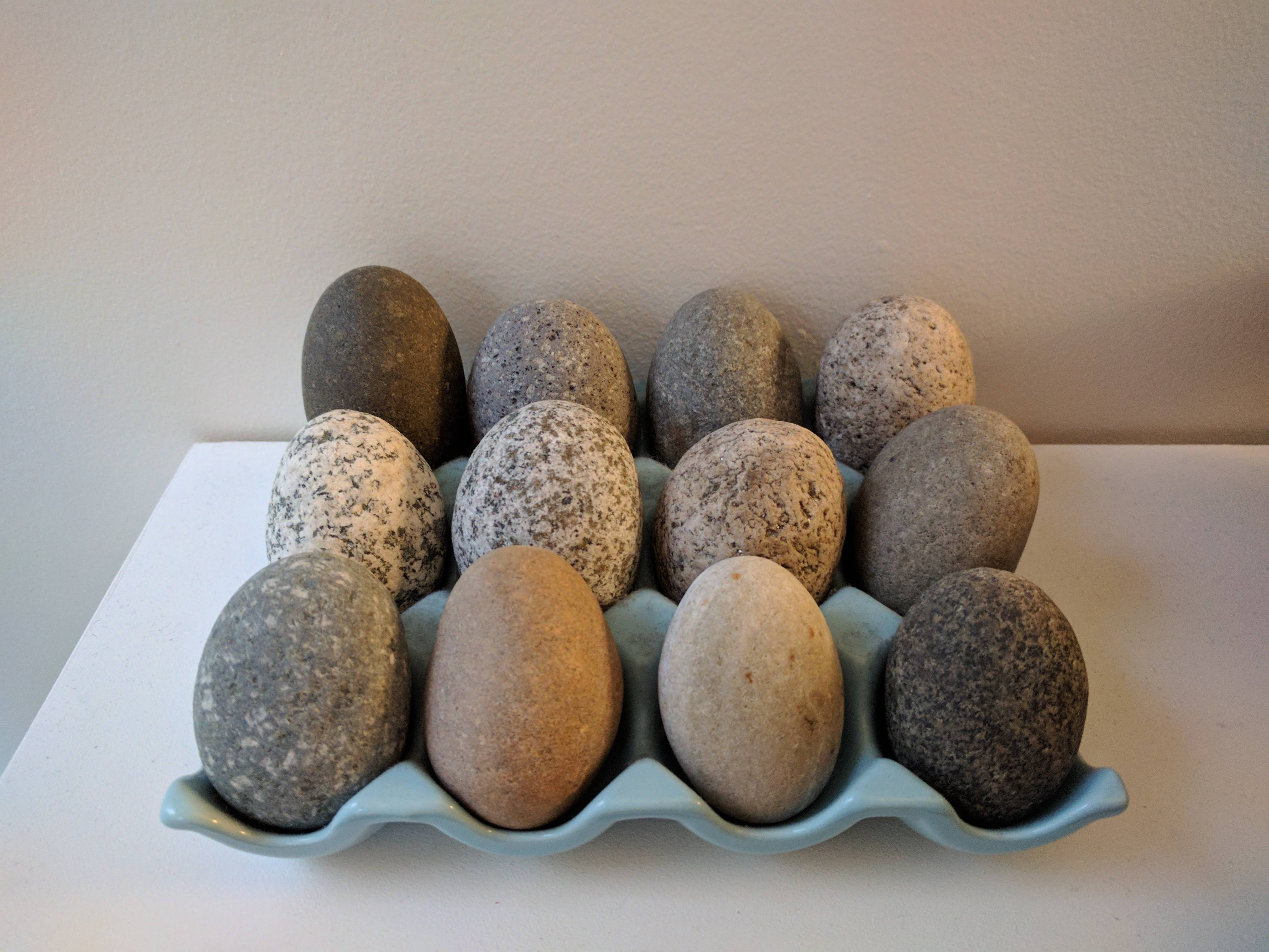 PsBattle: These egg-like rocks.