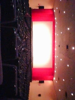 映画館最後尾の眺め