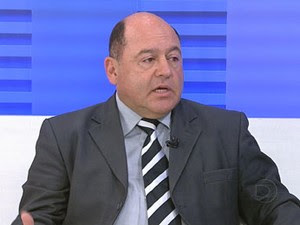 Presidente do Codeam, Eudson Catão, prefeito da cidade Palmerina, PE (Foto: Reprodução / TV Globo)