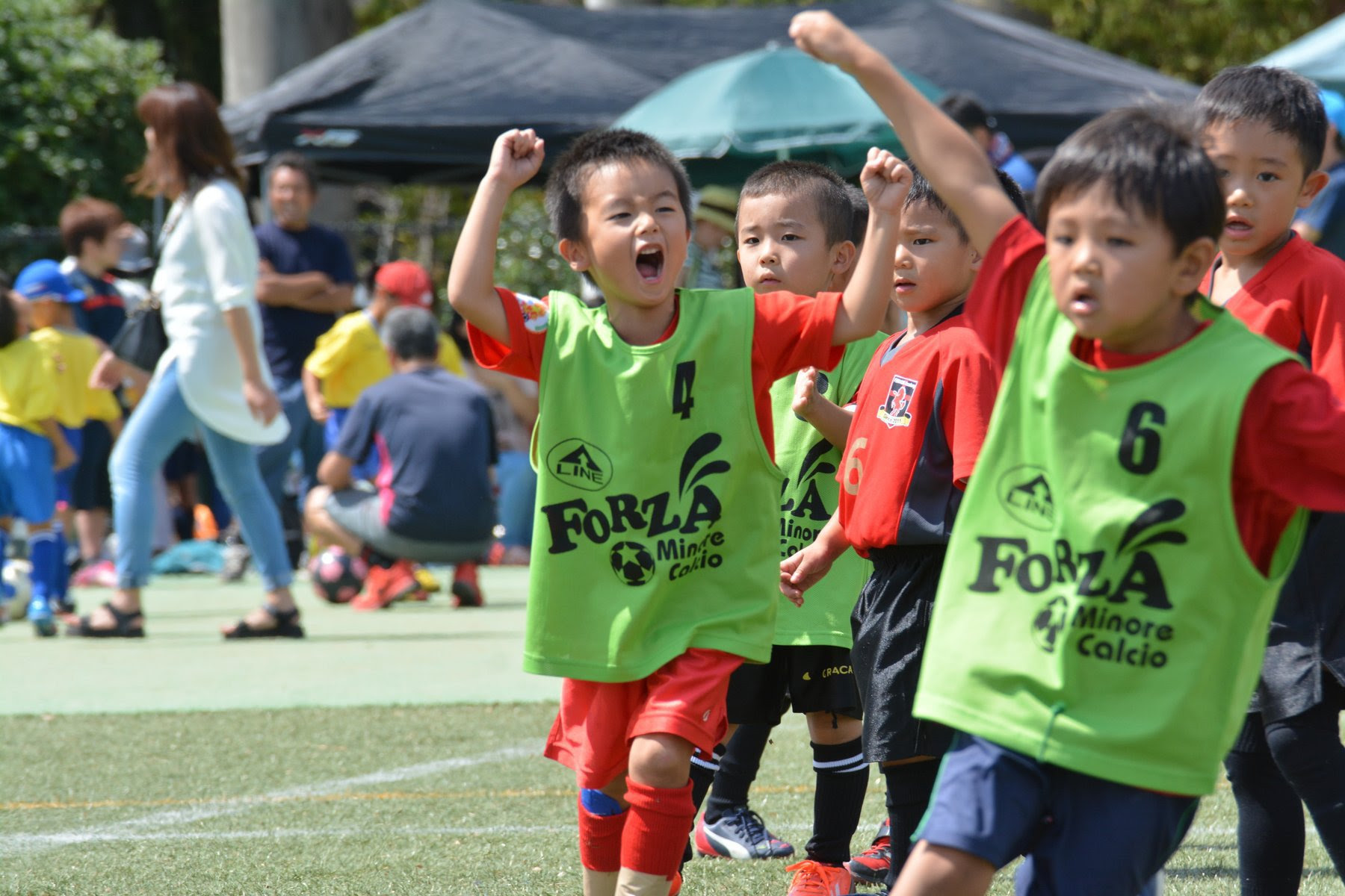 幼児サッカー練習法 ドリブル編 ボールを止める 止めた状態から動かす基本 ストップ ゴー クオラfc