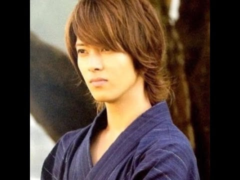 元newsメンバーでcmやドラマで活躍している山下智久の出演作品などの髪型まとめ Akogare