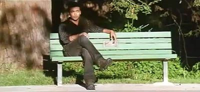 http://img.photobucket.com/albums/v252/BollyNuts/Vaaranam%20Aayiram/3song02.jpg