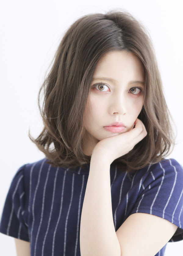 人気 オススメのミディアムヘアスタイル ミディアムボブ 原宿 表参道 美容室 ヘアサロン Sherry 原宿美容室
