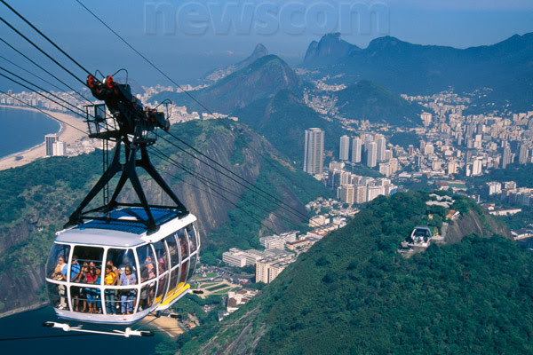 Sugarloaf Mountain Cable Car, Rio De Janeiro, indah is beauty, amriholiday, romantic holiday, vaction, Beautiful Holiday Destinations