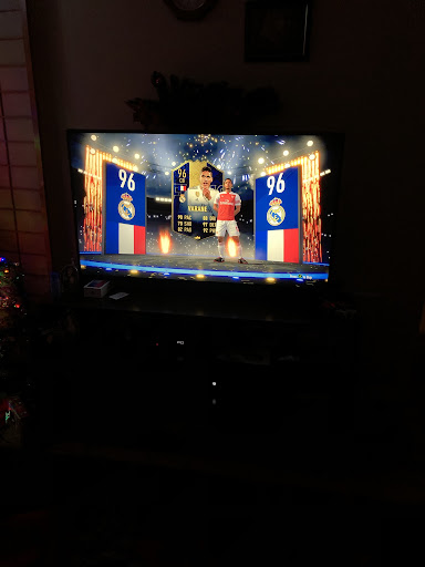 These are Images roughly Varane