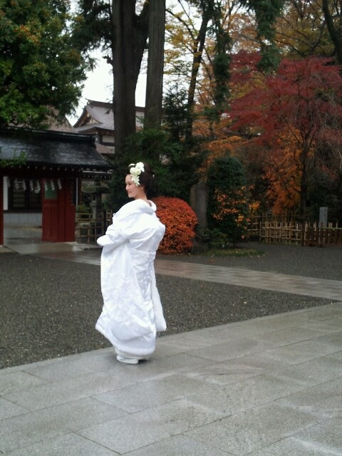 大國魂神社結婚式 地毛新日本髪結い上げ なでしこスタイルの結婚式白無垢着付けとブライダルヘアメイク 神社結婚式 レストランウエディング出張着付けとヘアメイク