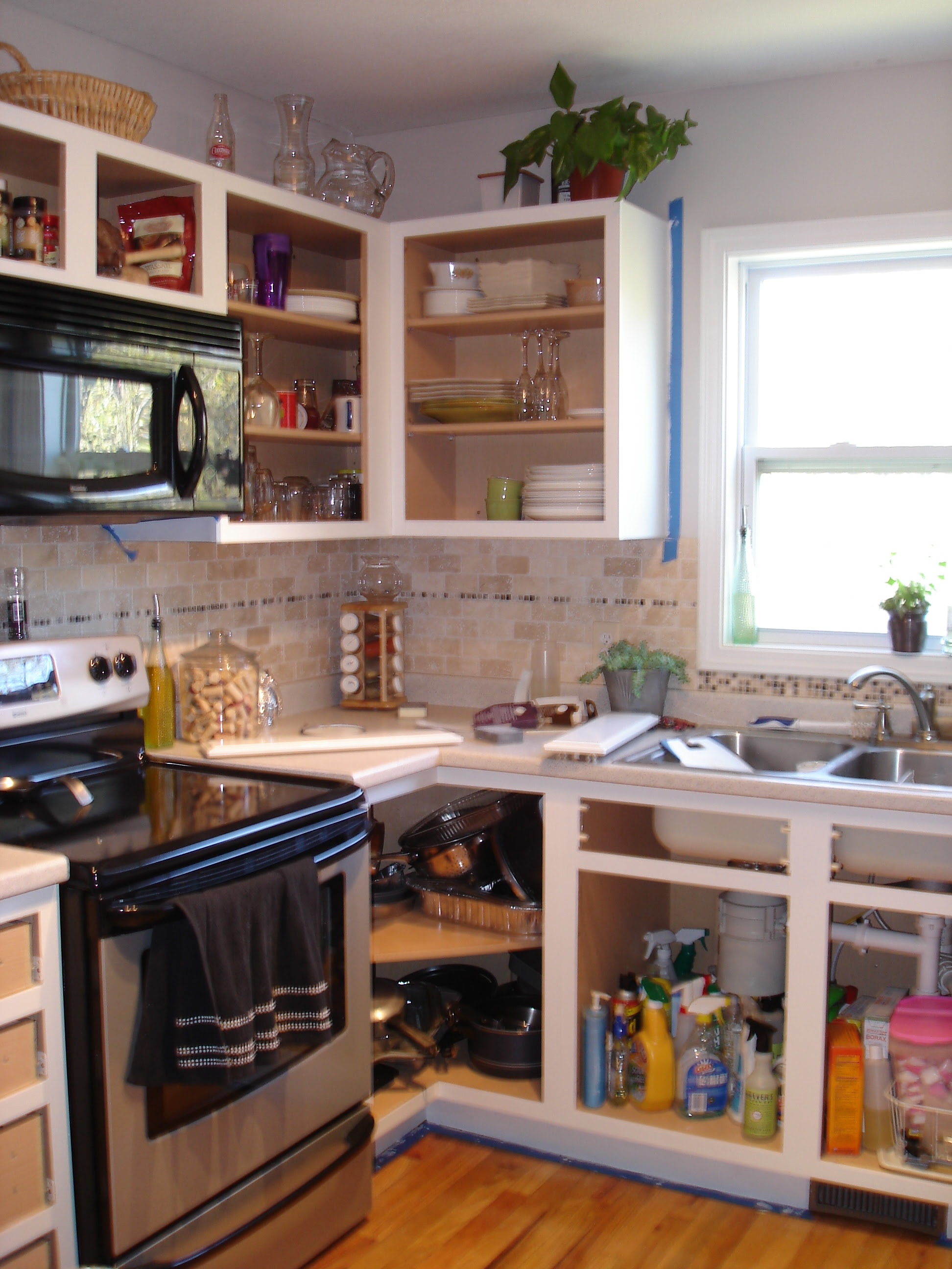 Tutorial Painting Fake Wood Kitchen Cabinets