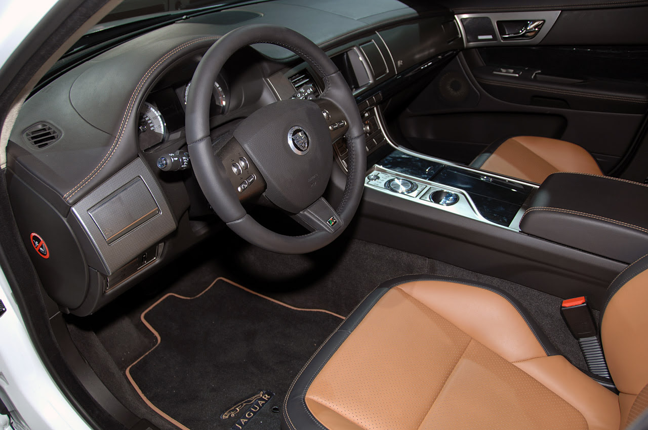 2010 Jaguar XFR Interior