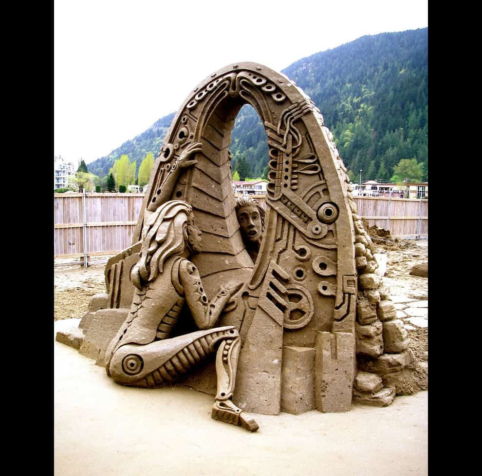 Into the Past sand sculpture