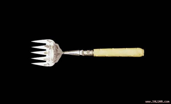  Hình ảnh của chiếc dĩa những thời kỳ đầu khi mới được phát minh.