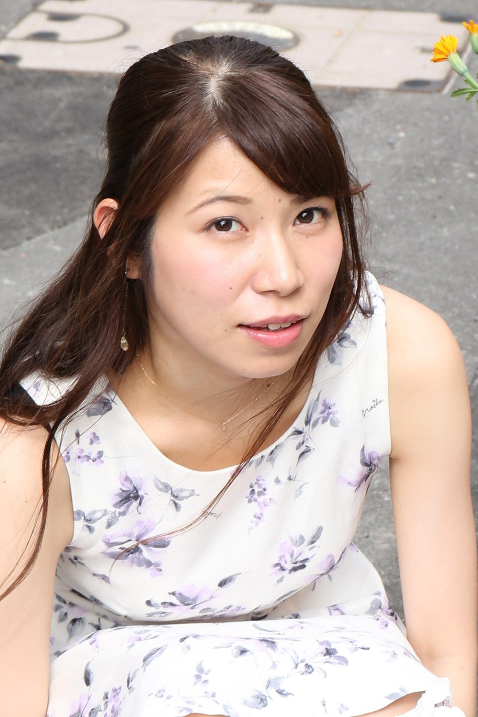 17年7月29日 福神漬の日 本日の美人カレンダーは イベントコンパニオンの佐々木栞さん ｑｂｃ 九州ビジネスチャンネル 美人カレンダー