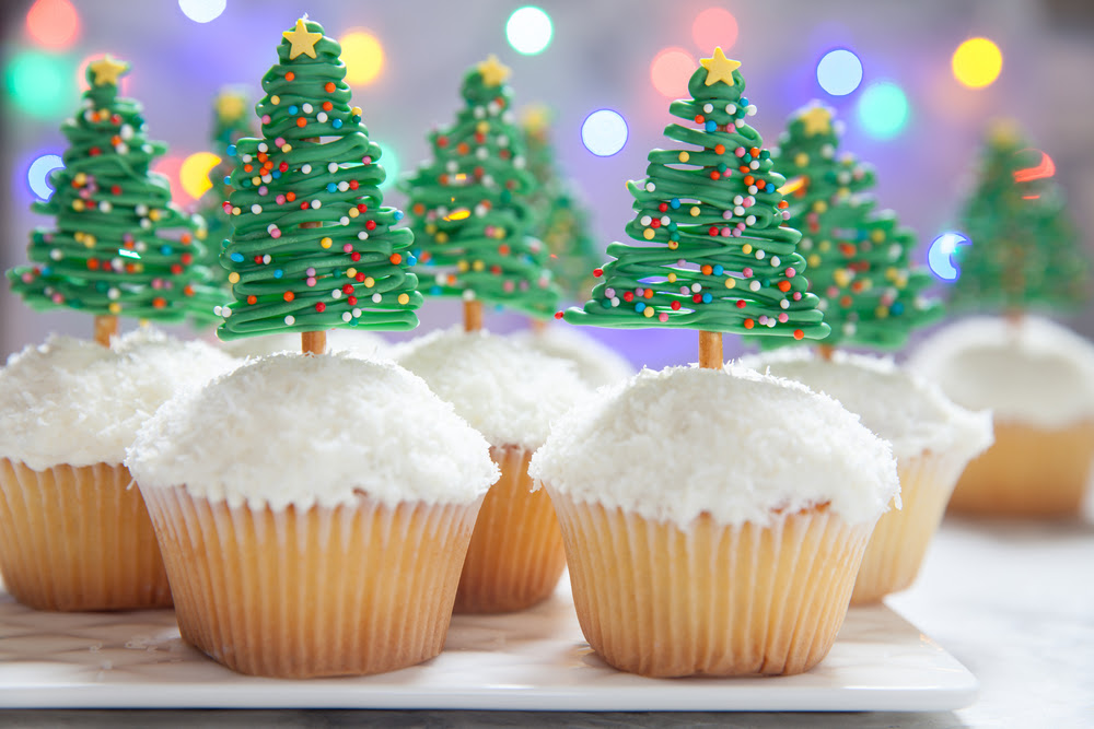 Christmas Cupcake Ideas | Cut Side Down- recipes for all ...