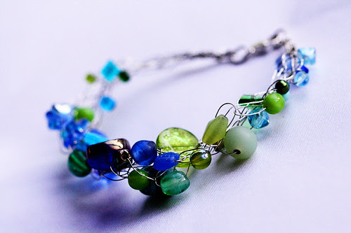 Crocheted bead bracelet