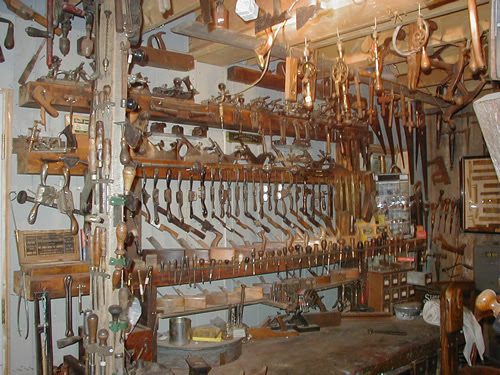 The Modern Compact Tool Shed – Cool Shed Deisgn