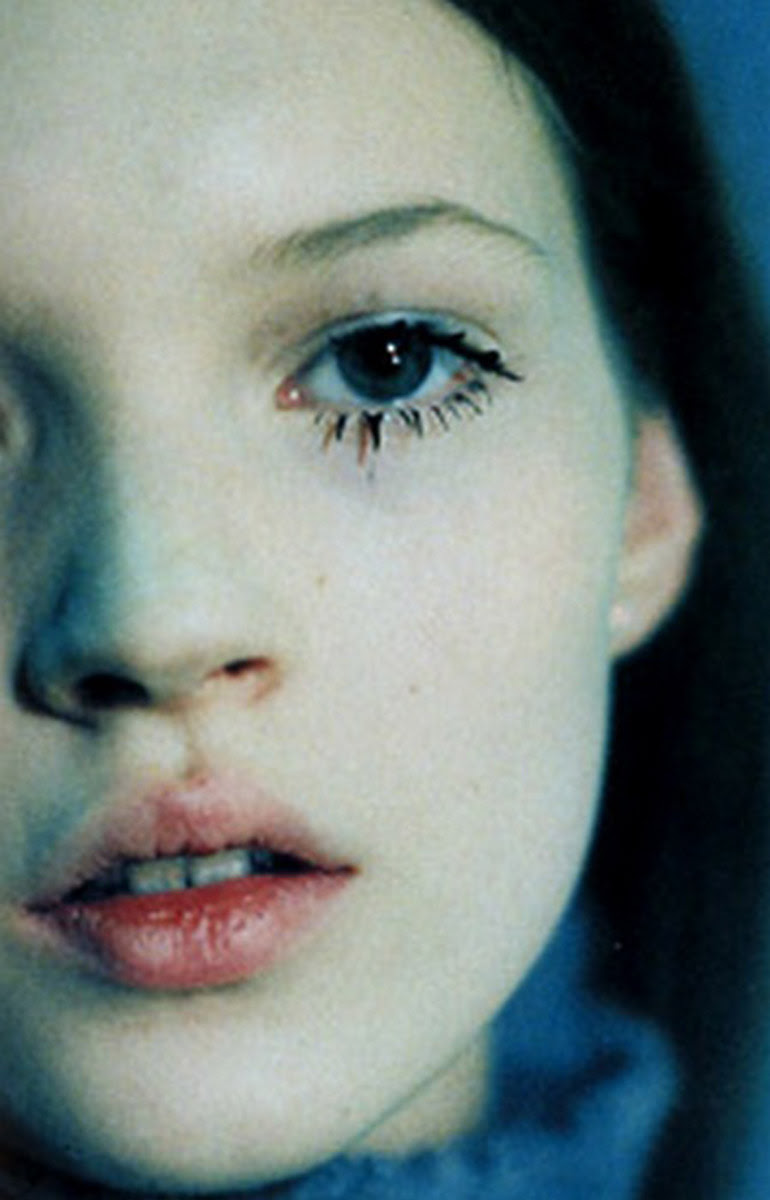 Fashion Model Kate Moss, Style inspiration, Fashion photography, Long hair