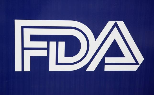 The corporate logo of the U.S. Food and Drug Administration (FDA) is shown in Silver Spring, Maryland, November 4, 2009. REUTERS/Jason Reed