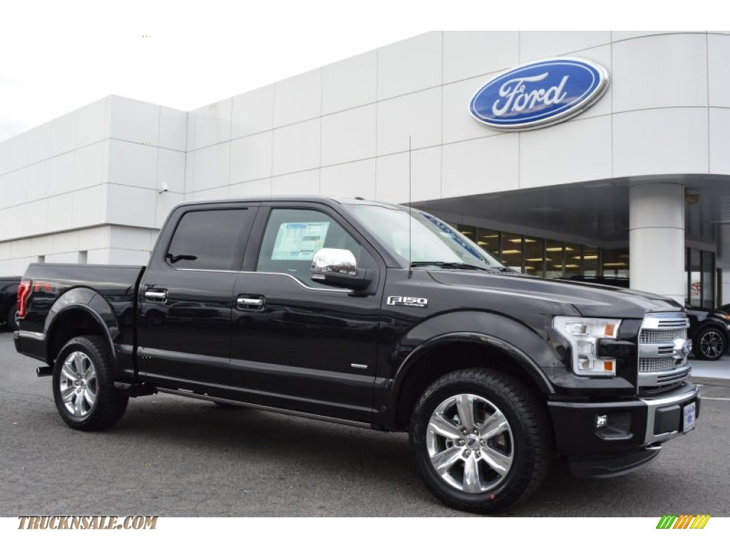 2015 Ford F150 Platinum SuperCrew 4x4 in Tuxedo Black