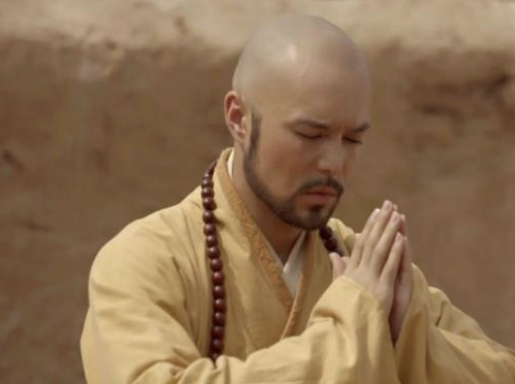 鸠摩罗什 7岁出家 12岁成国师 却被囚禁17年 趣历史网