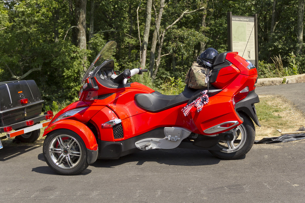 3 WHEEL MOTORCYCLE CAN AM