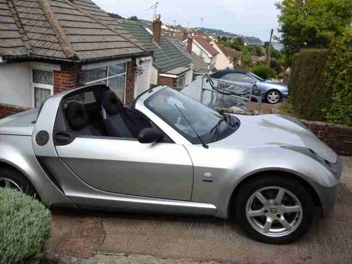 Smart Roadster Convertible Speed Silver. car for sale