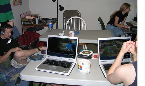 LAN!
