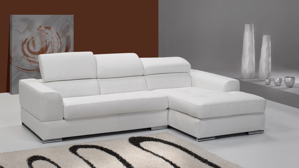 Sofa de cuero blanco
