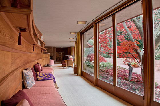 Beautiful and Cozy Kenneth Laurent House by Frank Lloyd Wright