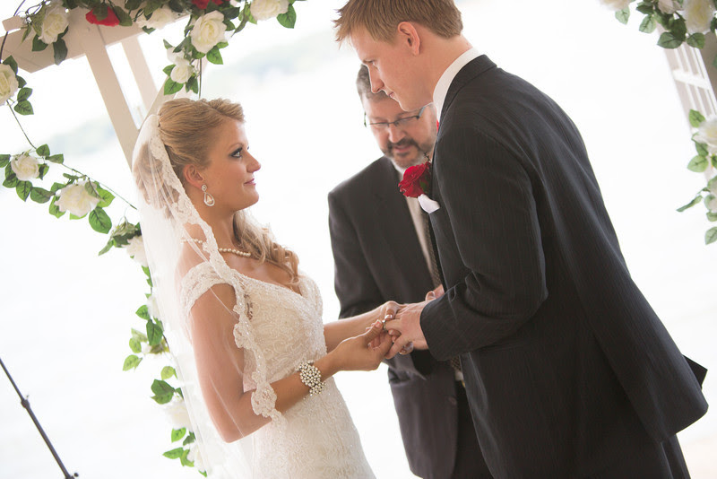 Wedding photography at Lake Lawn Resort, near Madison, WI by Ryan Davis Photography - wedding photographer from Rockford, IL