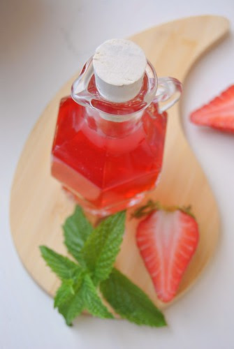 Strawberry vinegar