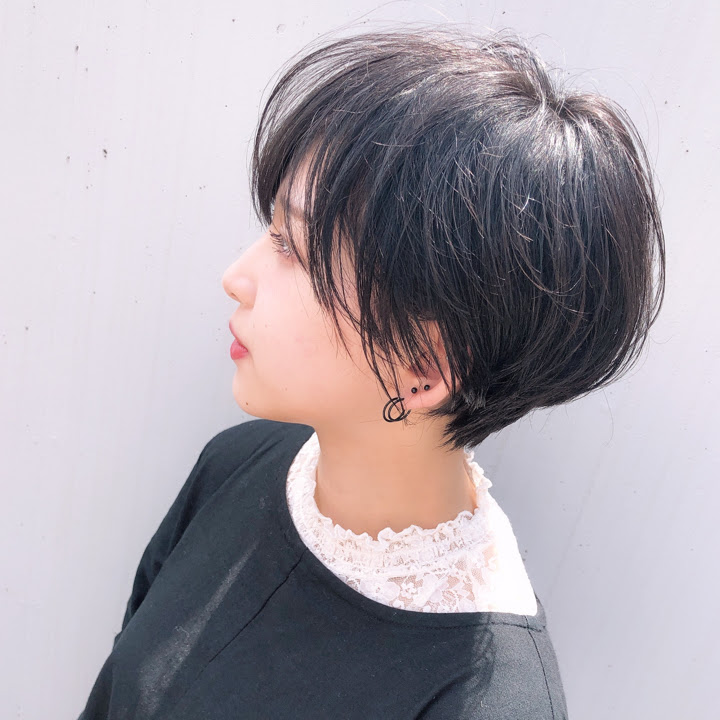 黒髪ナチュラルハンサムショート ヘアスタイル 美容院 美容室 モリオフロムロンドン 原宿本店 大宮 池袋 成増