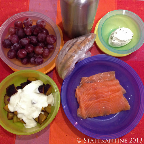 Stattkantine 08.10.13 - Bio-Lachs, Kräuterquark, Trauben