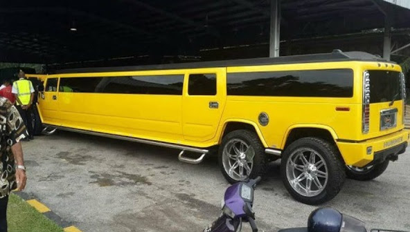 Milik Siapakah Hummer Kuning Bernilai RM 1 Juta Yang Berlegar-Legar Di Puspakom Ni?