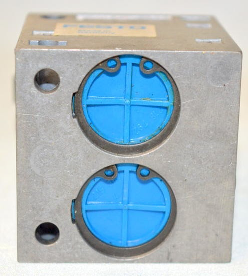 ... NPT - Pneumatic Roller Lever Valve | Surplus Trading Corporation