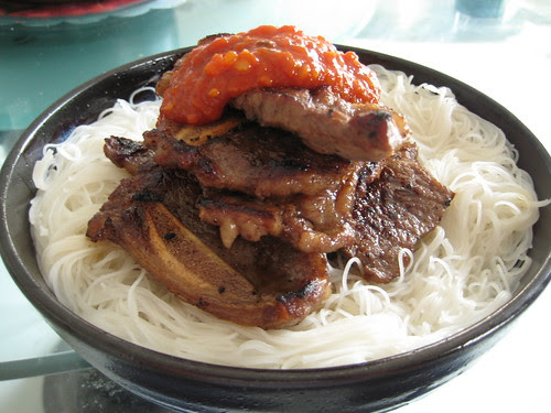 Beef rib with Rice vermicelli