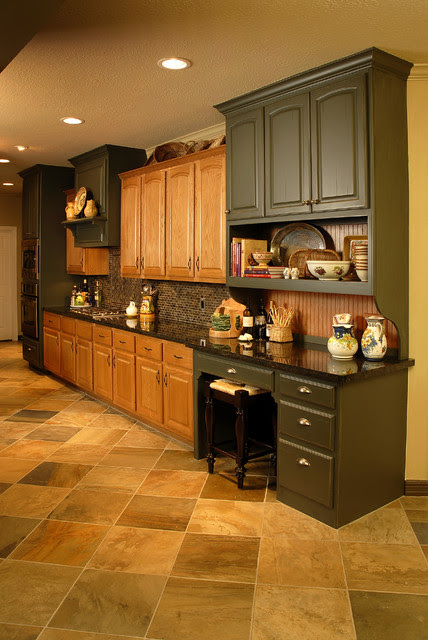 Kitchen Remodel using existing oak cabinets - traditional 