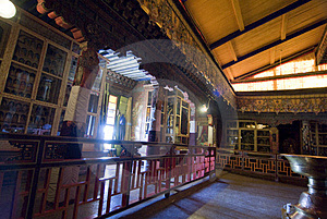interior-del-palacio-de-potala-thumb4855902